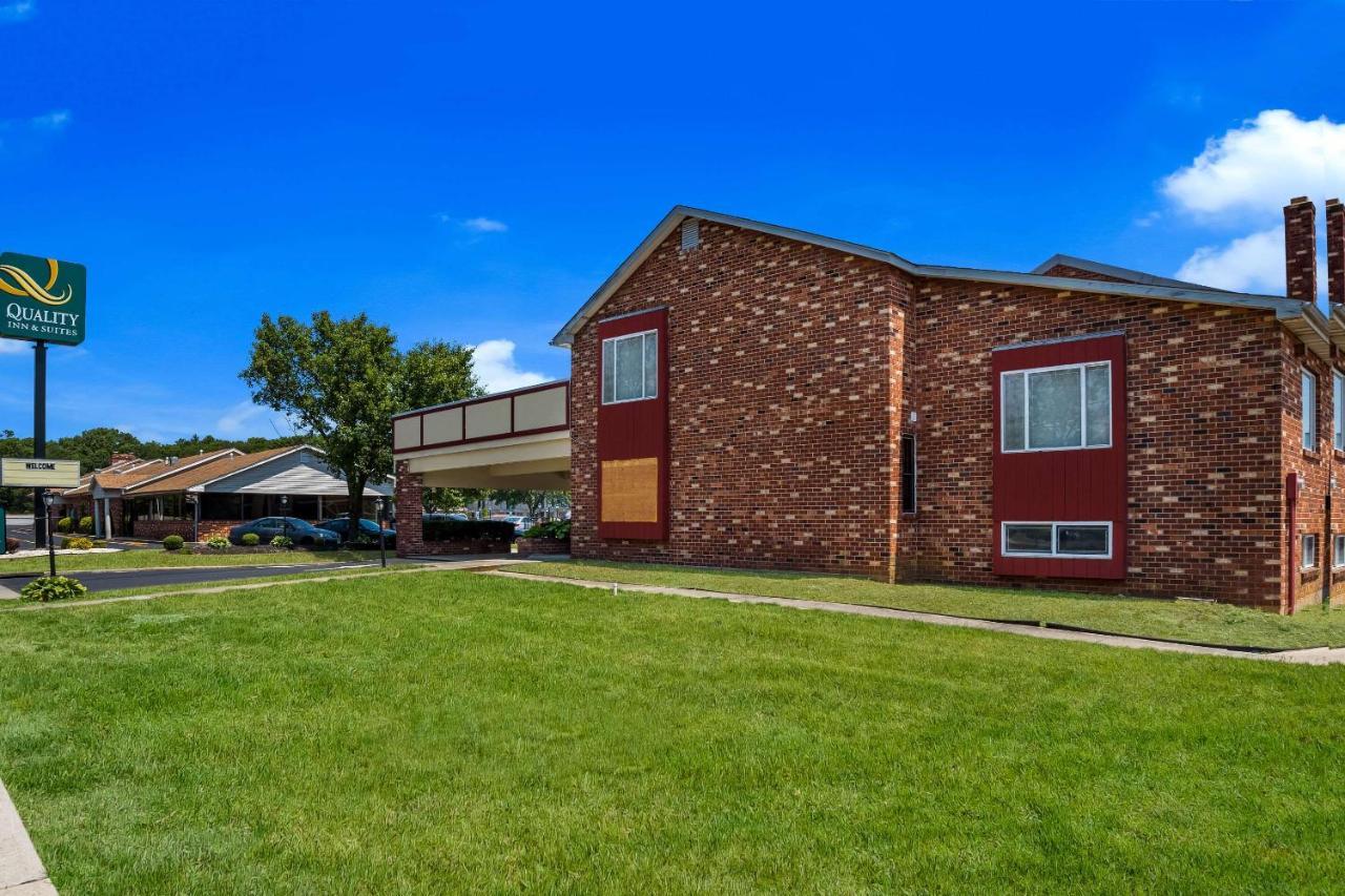 Suburban Studios Millville Exterior foto